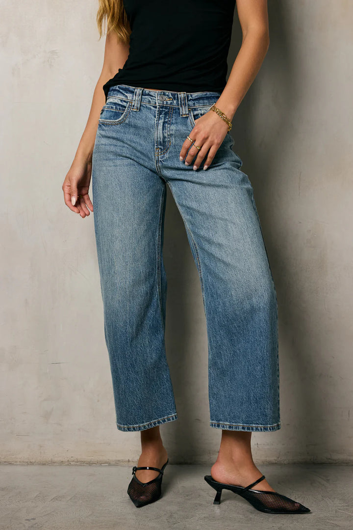 Kancan Loose Barrel Jean