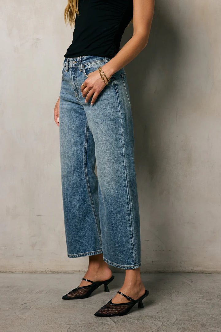 Kancan Loose Barrel Jean