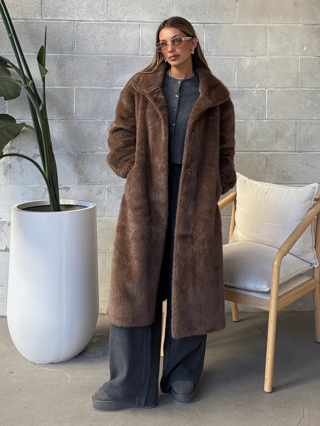 【美品】 Faux Fur Coat C'est Moi Faux Fur Coat – Vibe Apparel