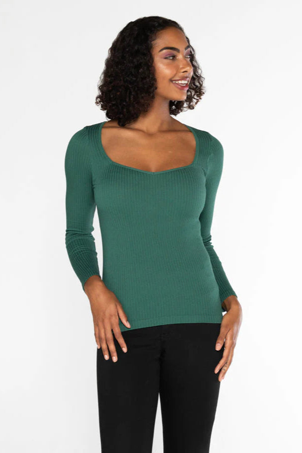 C'est Moi Ribbed Sweetheart Top (Pine)