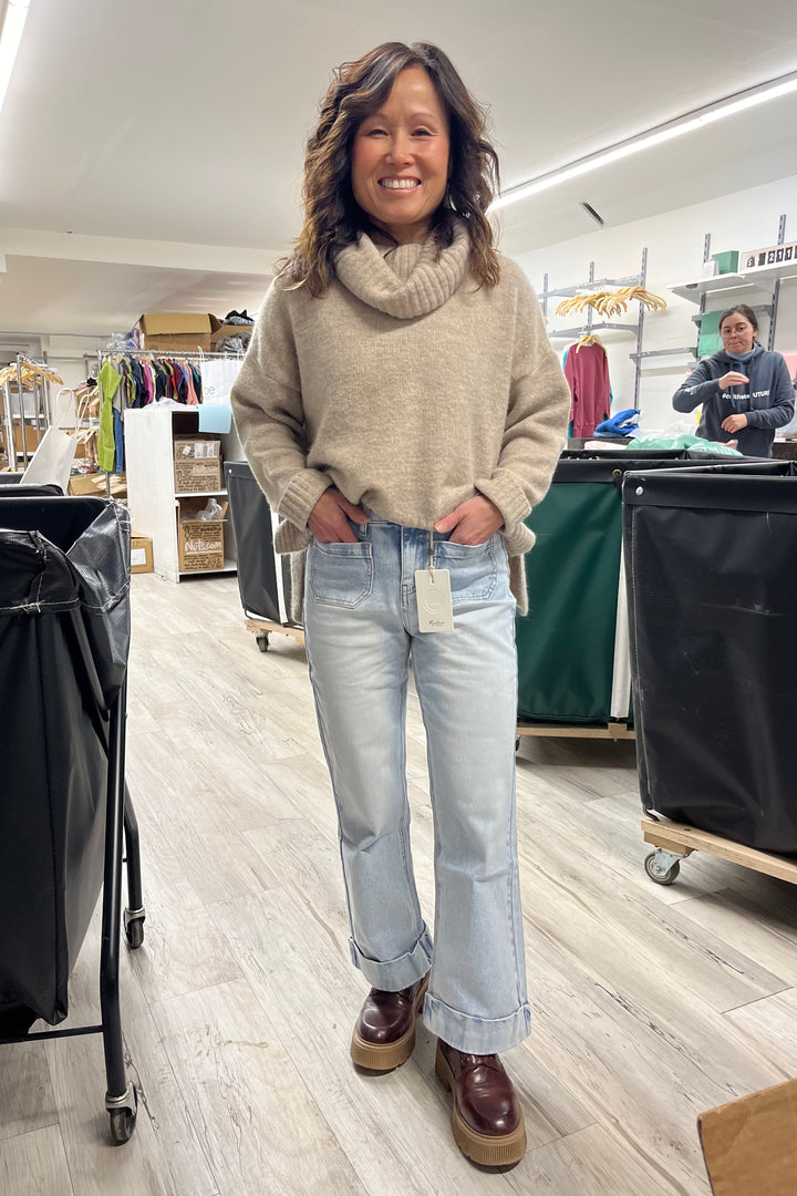 Kancan Angelina Crop Flare Jean (Light Wash)
