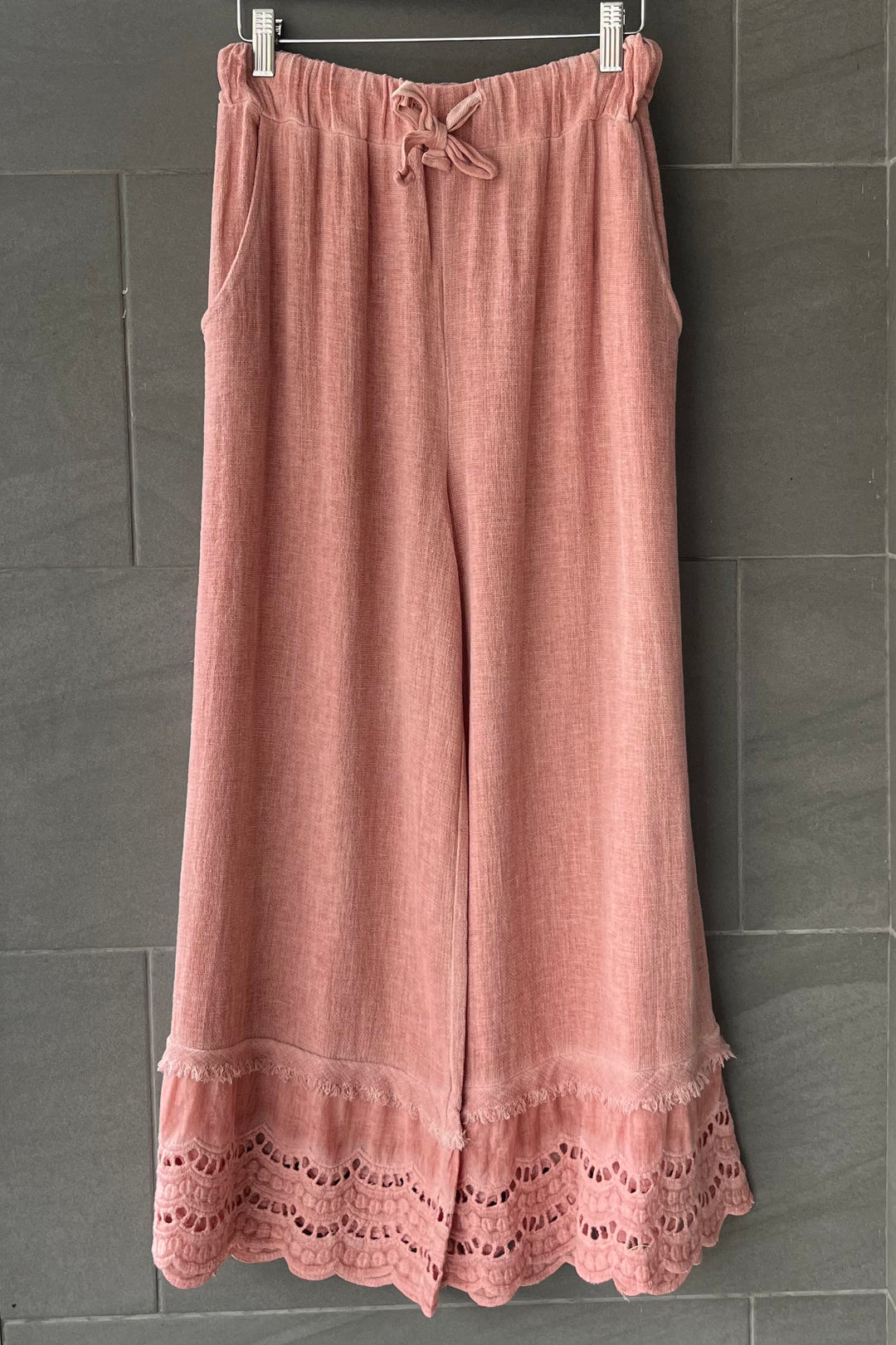 Meo Linen Eyelet Pants (Chili)