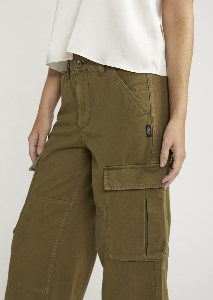 Silver Relaxed Cargo Pants (Military Green)
