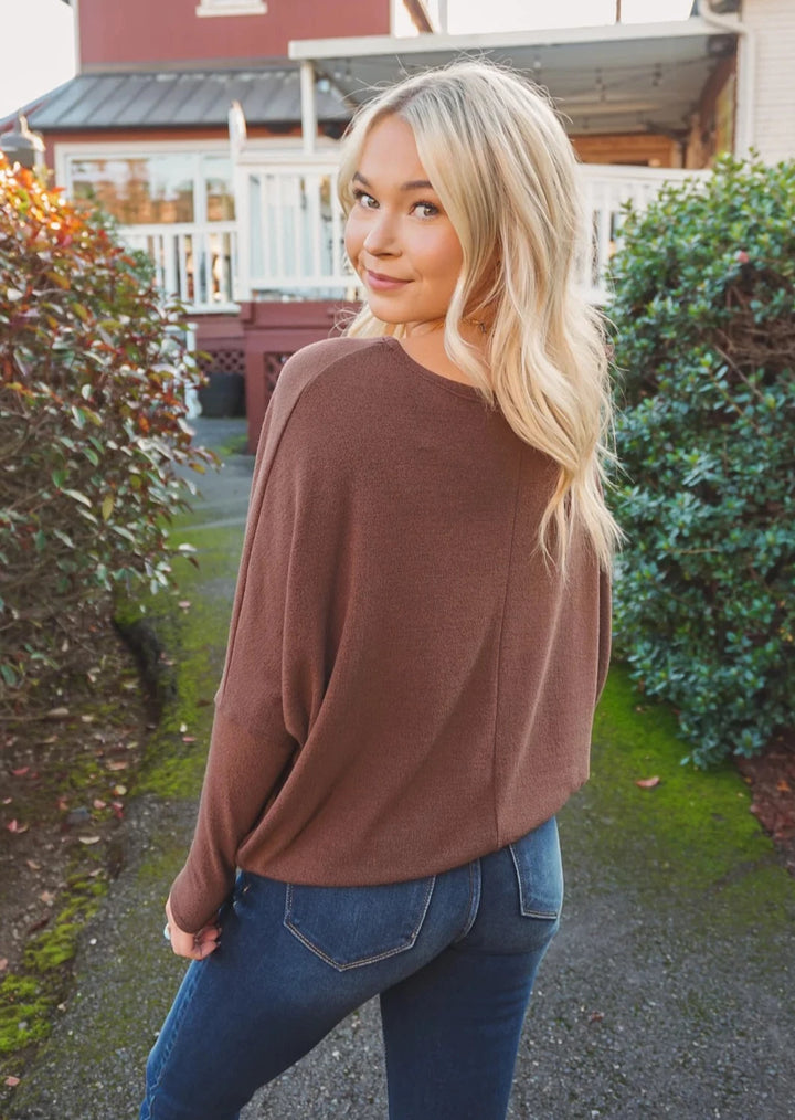 Jolie All Day Slouch Top (Chestnut)