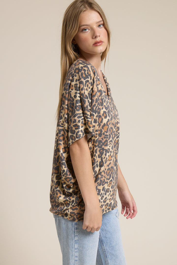 Jolie Slouchy Dolman Tee (Camel Leopard)