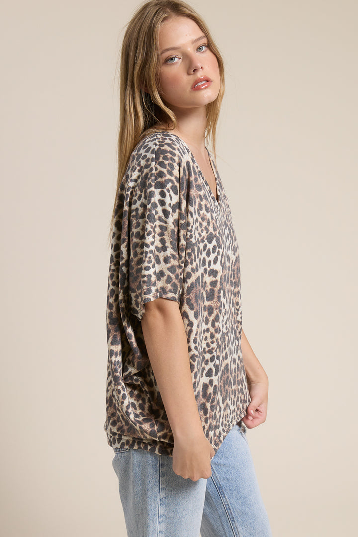 Jolie Slouchy Dolman Tee (Taupe Leopard)