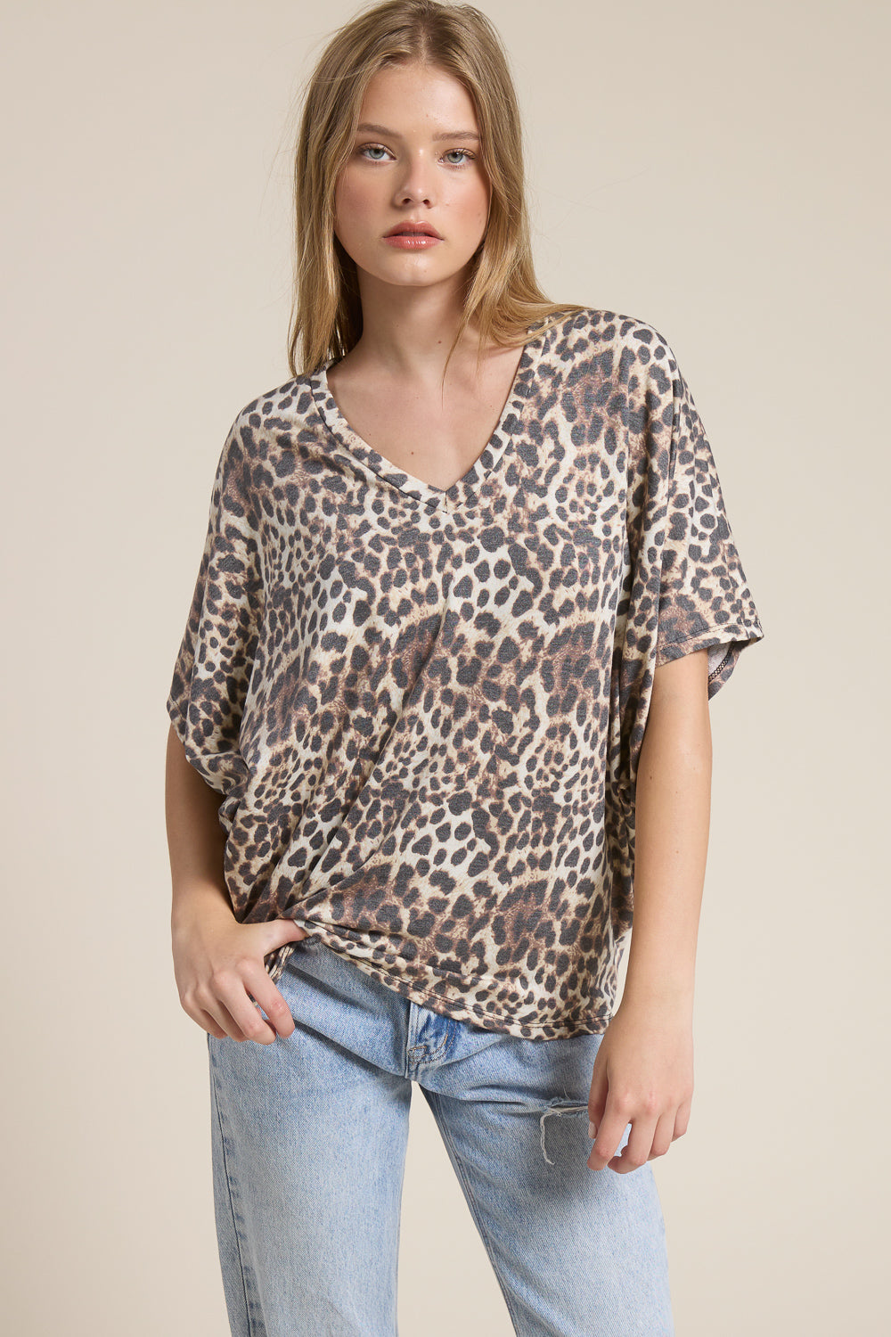 Jolie Slouchy Dolman Tee (Taupe Leopard)