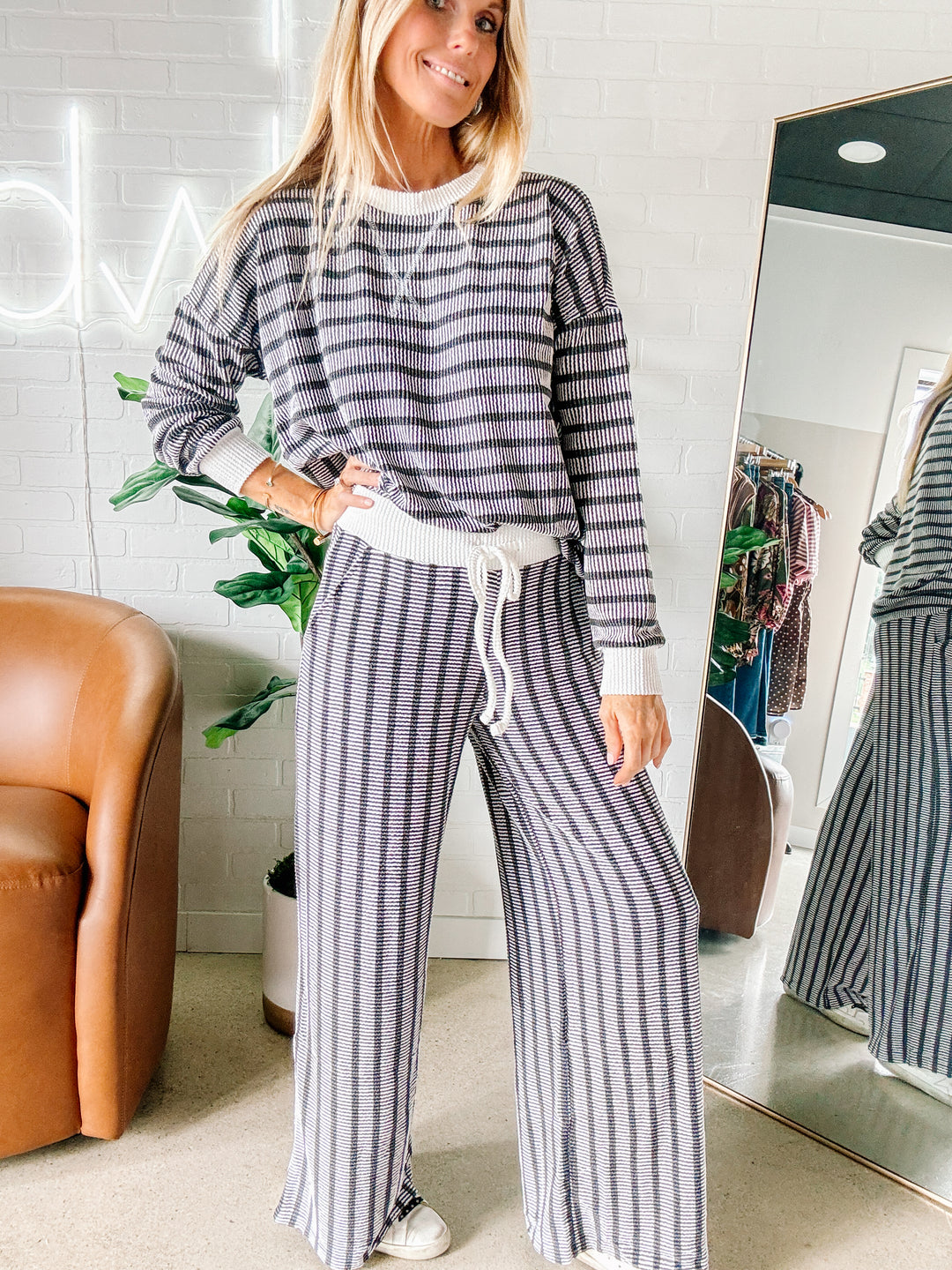 Zen Rib Striped Lounge Set (Black)