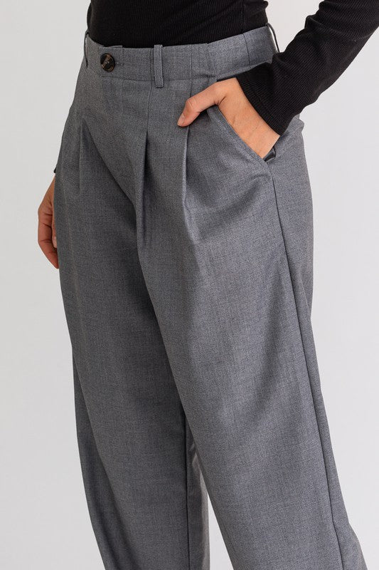 Le Lis Mid Rise Pleated Trouser