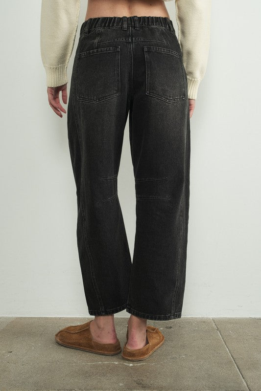 Aaron & Amber Barrel Jeans (Black Denim)