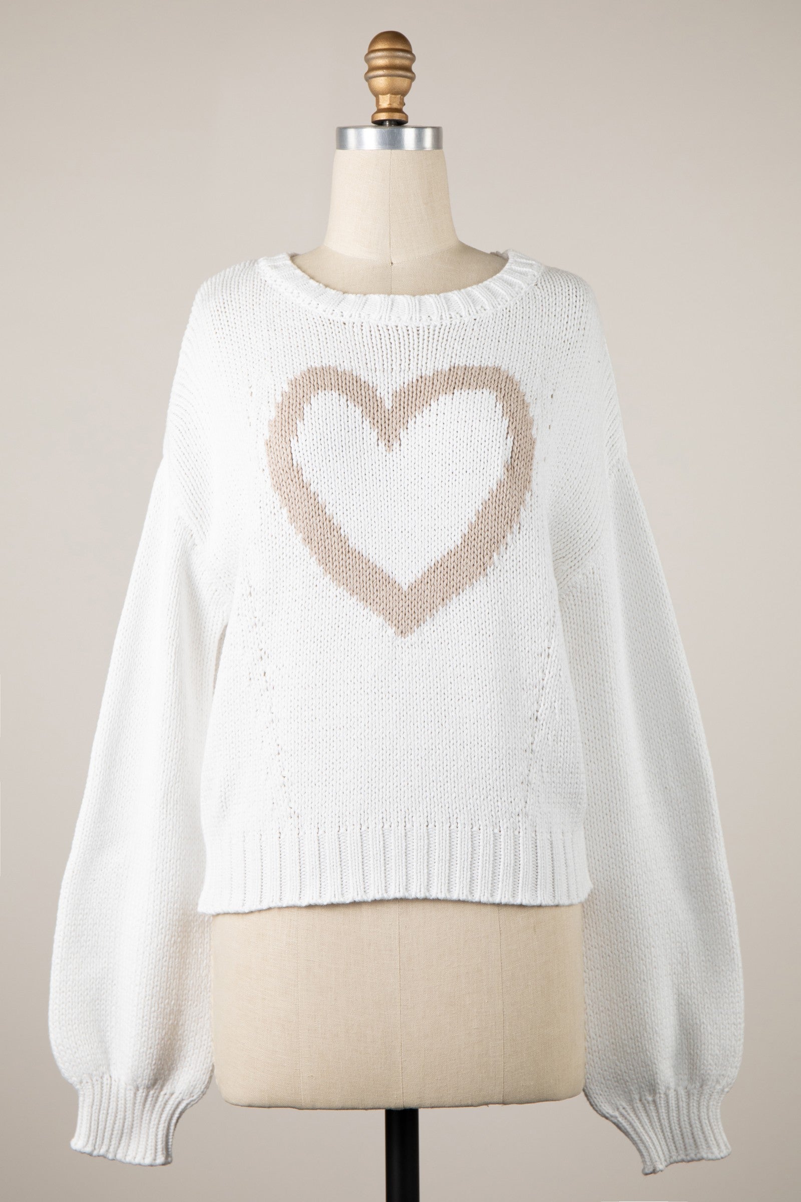 My Cozy Queen Of Hearts Sweater (White/Beige) – Vibe Apparel