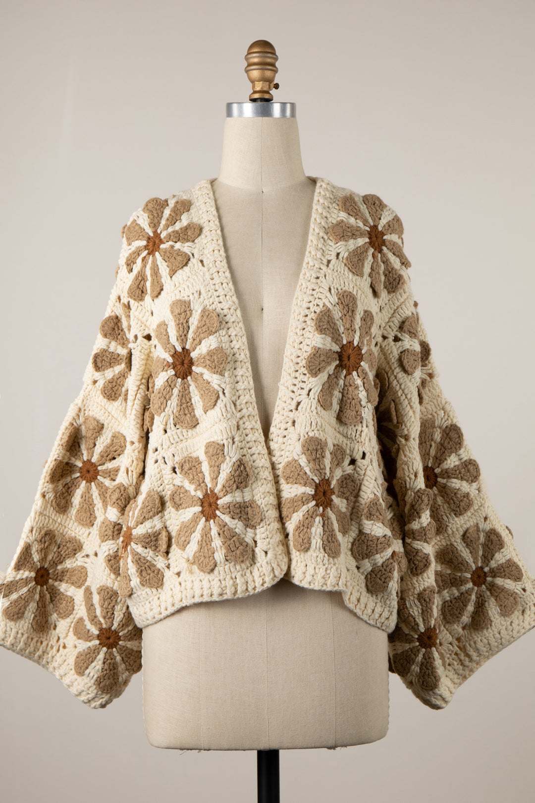 My Cozy Floral Crochet Cardigan (Beige)