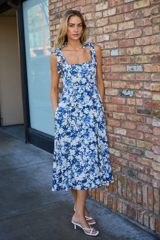 Sunday Edition Floral Maxi Dress