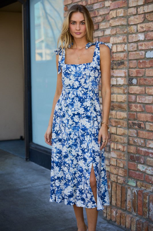 Sunday Edition Floral Maxi Dress