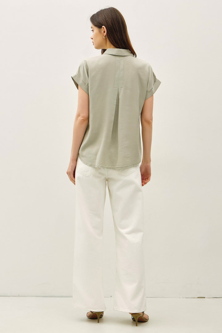 Be Cool Tencel Button Down Tee (Pale Sage)