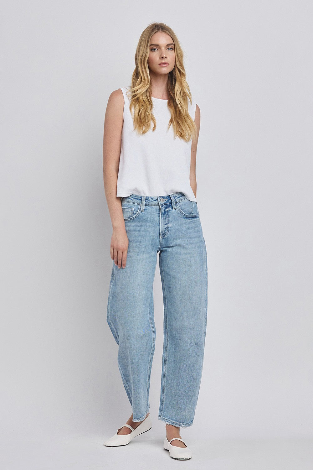 Vervet High Rise Barrel Jean