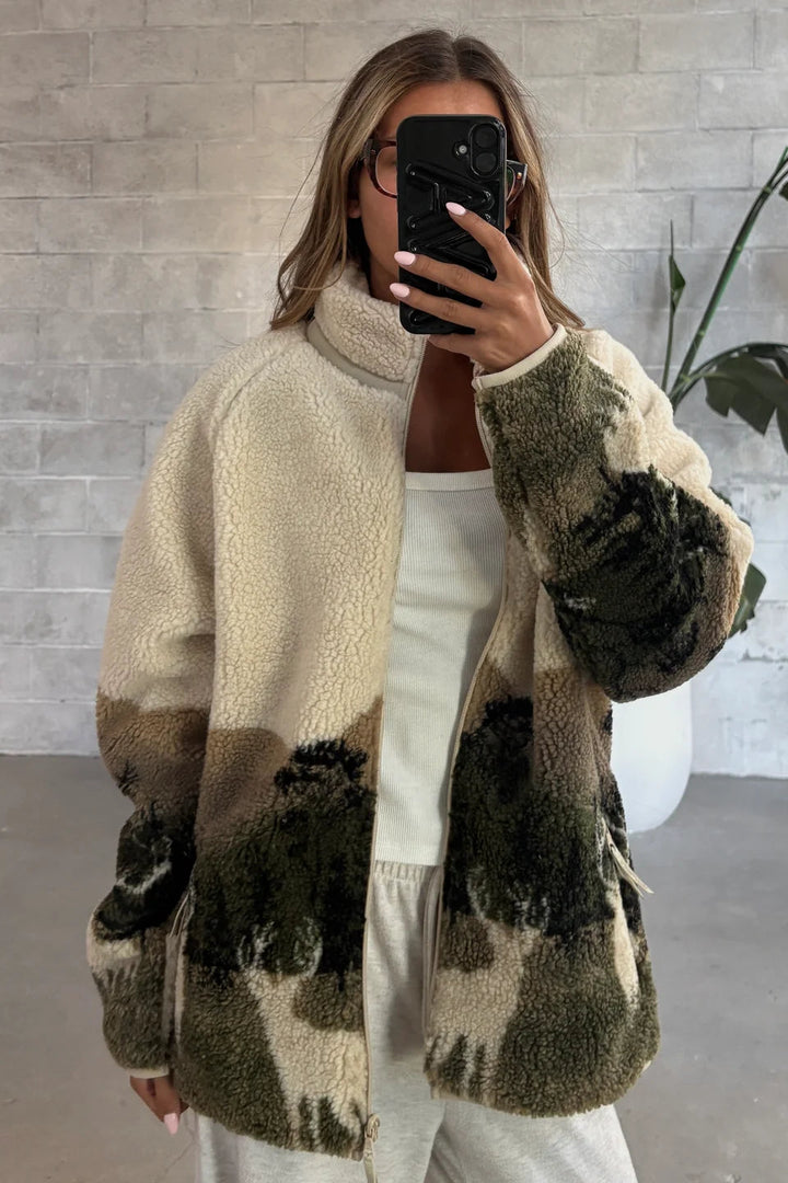 Kuwalla Sherpa Fleece Jacket (Elk Wildlife)