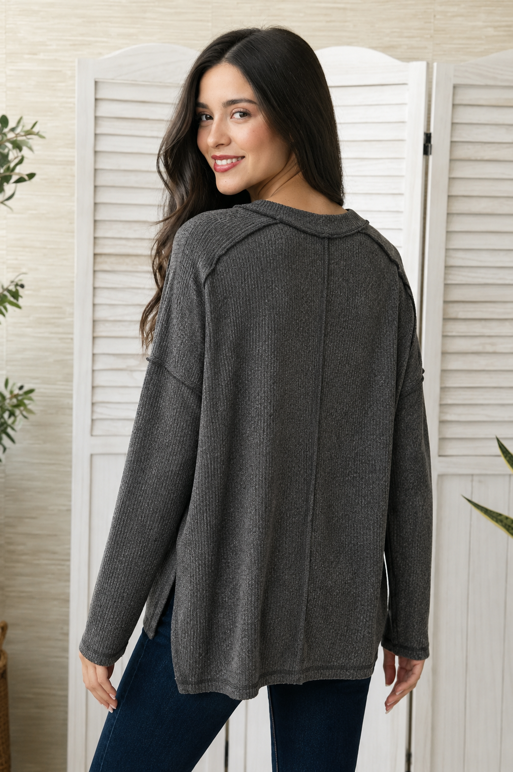 Zen Brushed High-Low Sweater (Black)