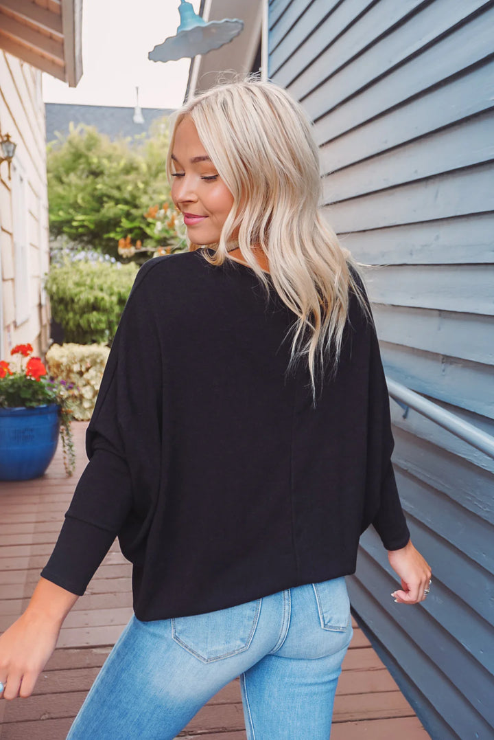 Jolie All Day Slouch Top (Black)