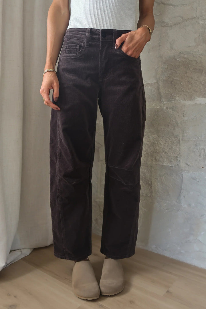 Vervet Corduroy Barrel Leg Jean
