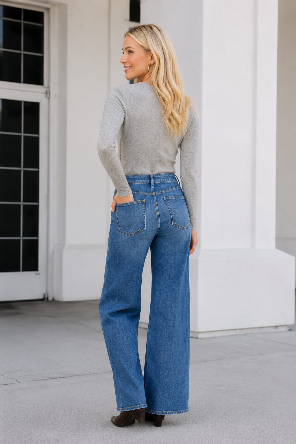 Silver Suki Mid Rise Knit Flex Jean -31"