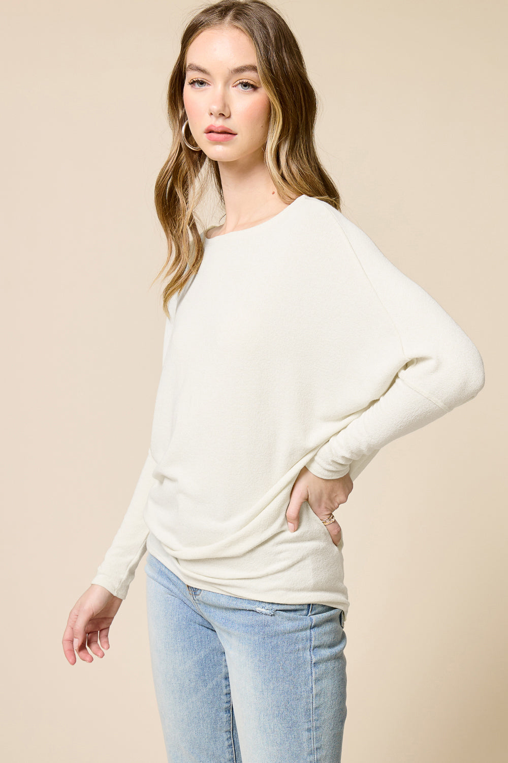 Jolie All Day Slouch Top (Pristine)