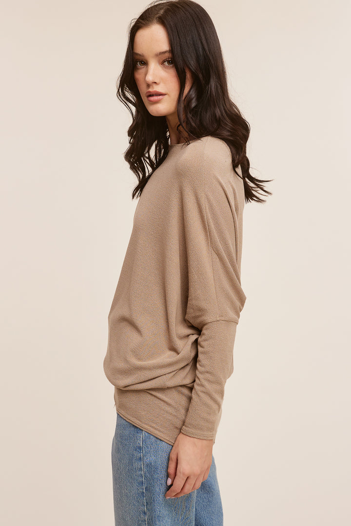 Jolie All Day Slouch Top (Desert Taupe)