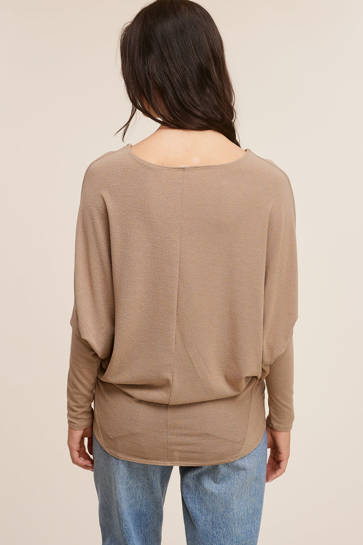 Jolie All Day Slouch Top (Desert Taupe)