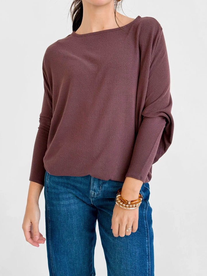 Jolie All Day Slouch Top (Raisin)