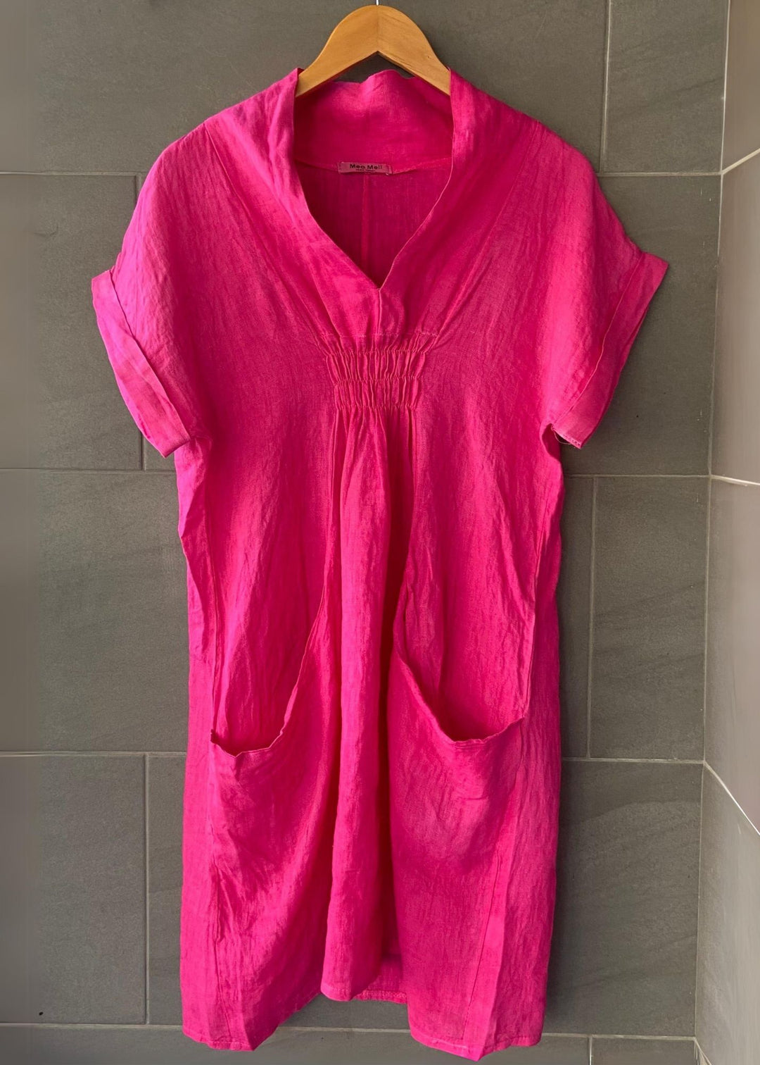 Meo Linen Pocket Dress (Fuchsia)