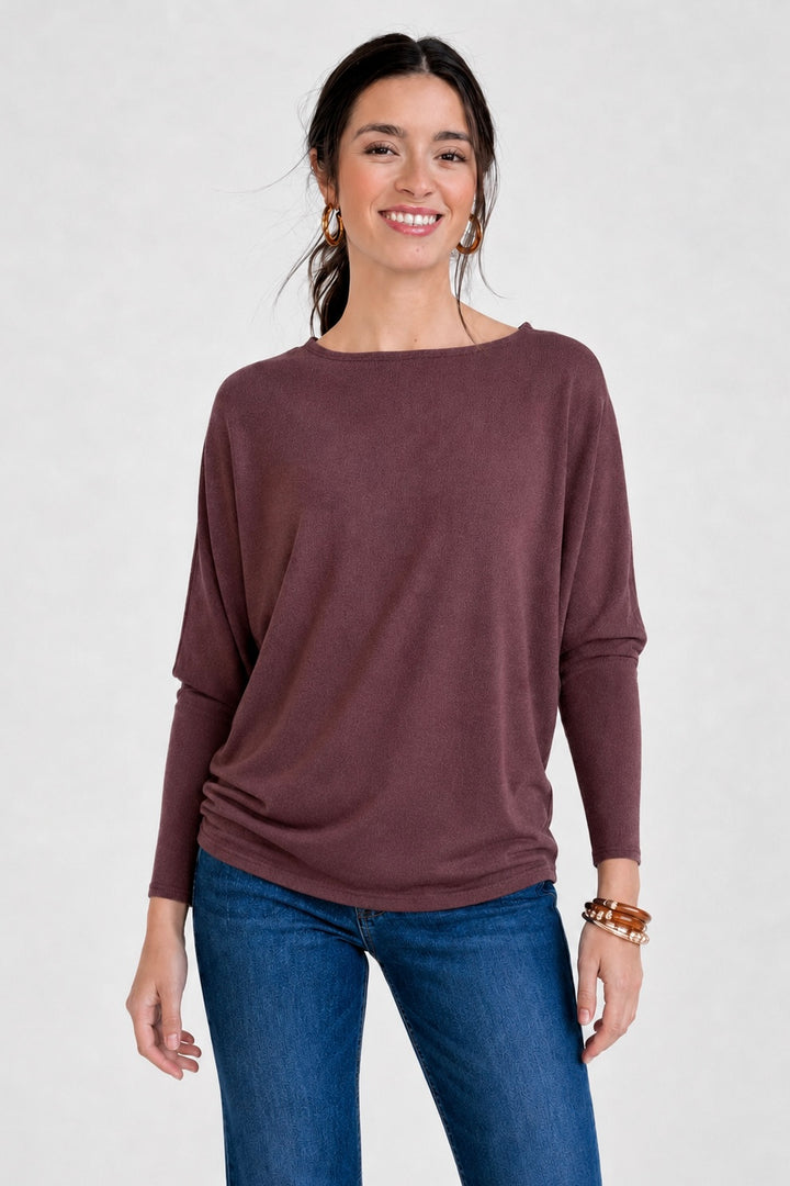 Jolie All Day Slouch Top (Raisin)