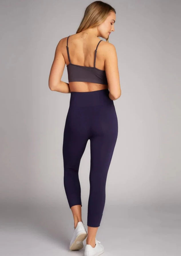 Navy 2025 cropped leggings