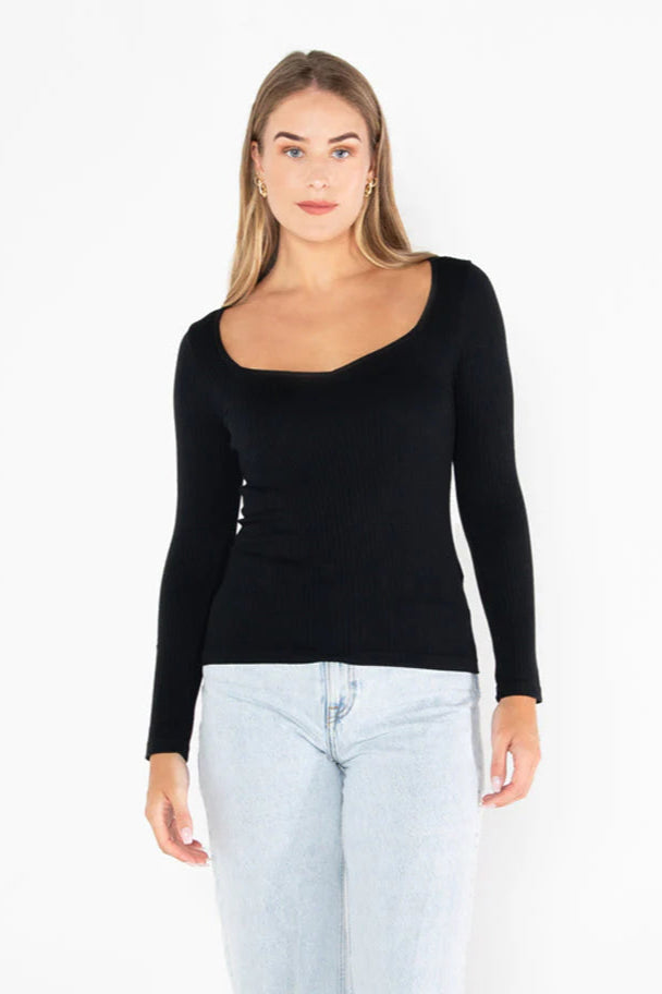 C'est Moi Ribbed Sweetheart Top (Black)