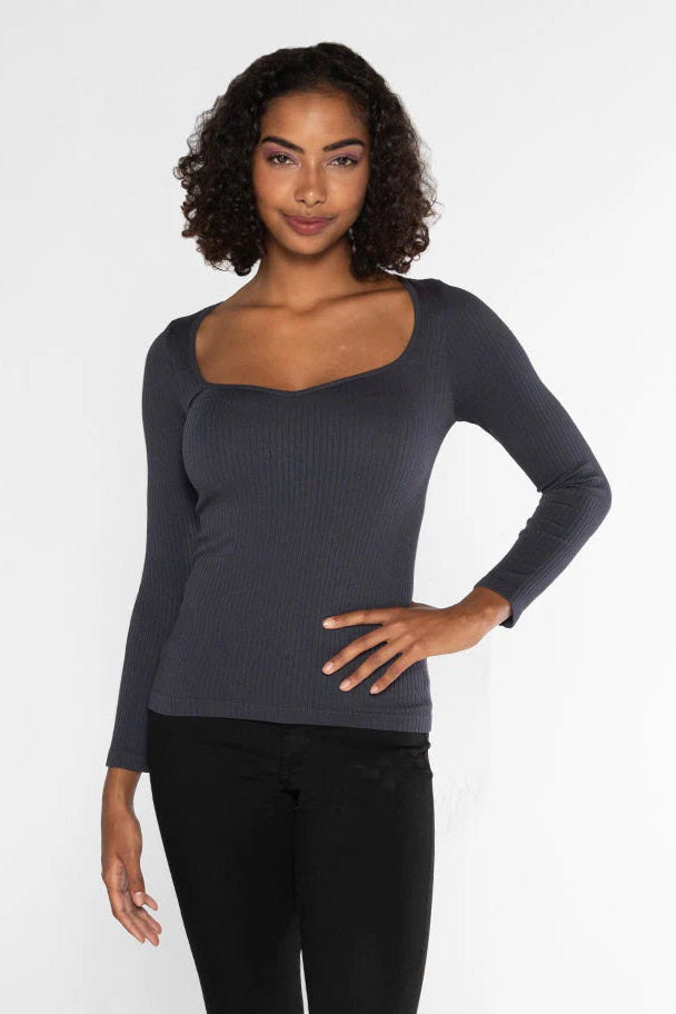 C'est Moi Ribbed Sweetheart Top (Lead)