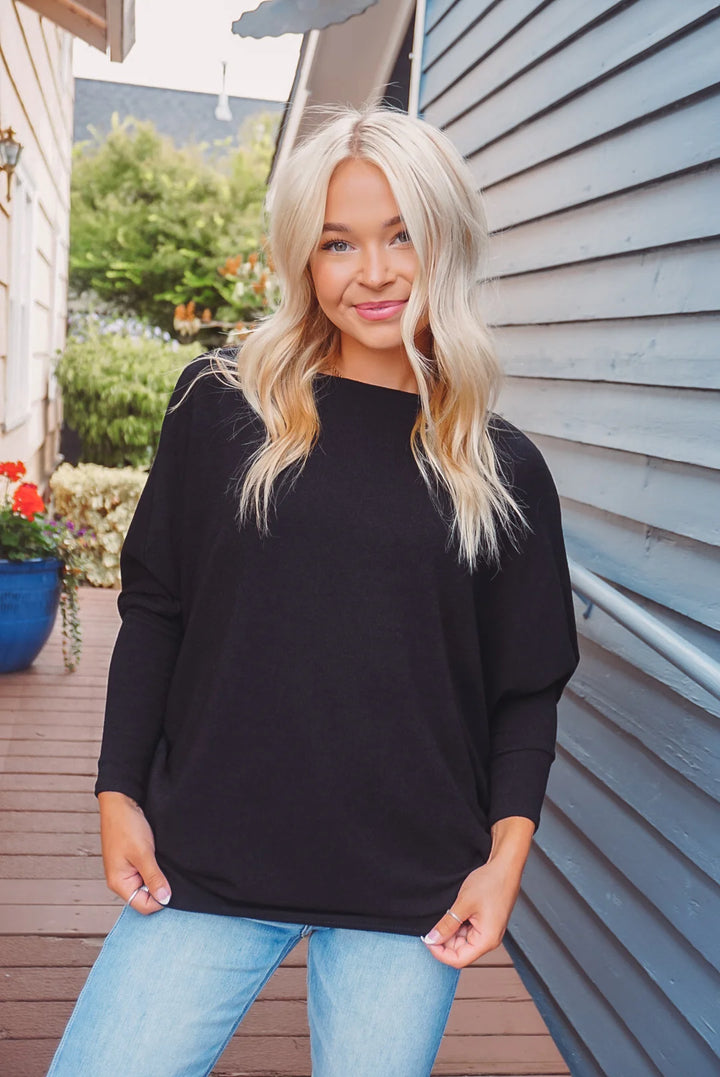Jolie All Day Slouch Top (Black)