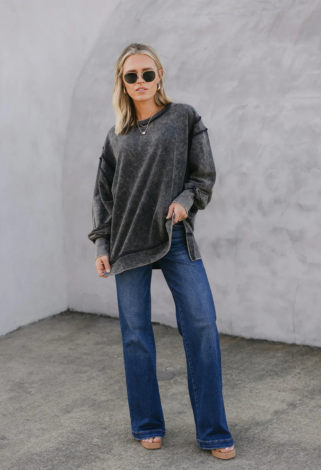 Zen Acid Wash Cotton Sweatshirt (Ash Black)