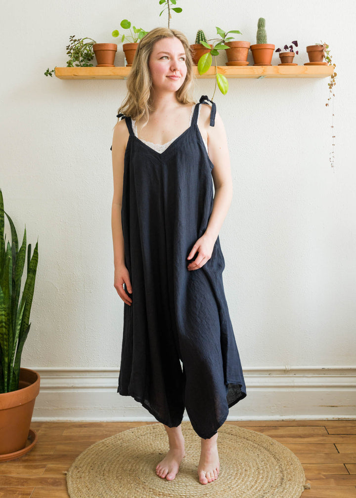Meo Linen Oversized Jumpsuit (Navy)