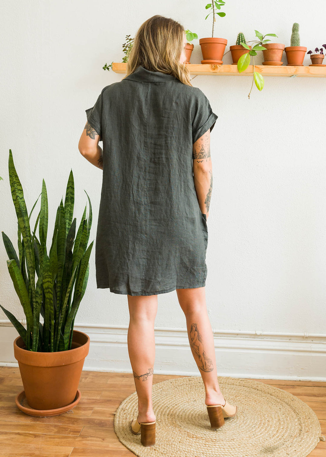 Meo Linen Pocket Dress (Charcoal)