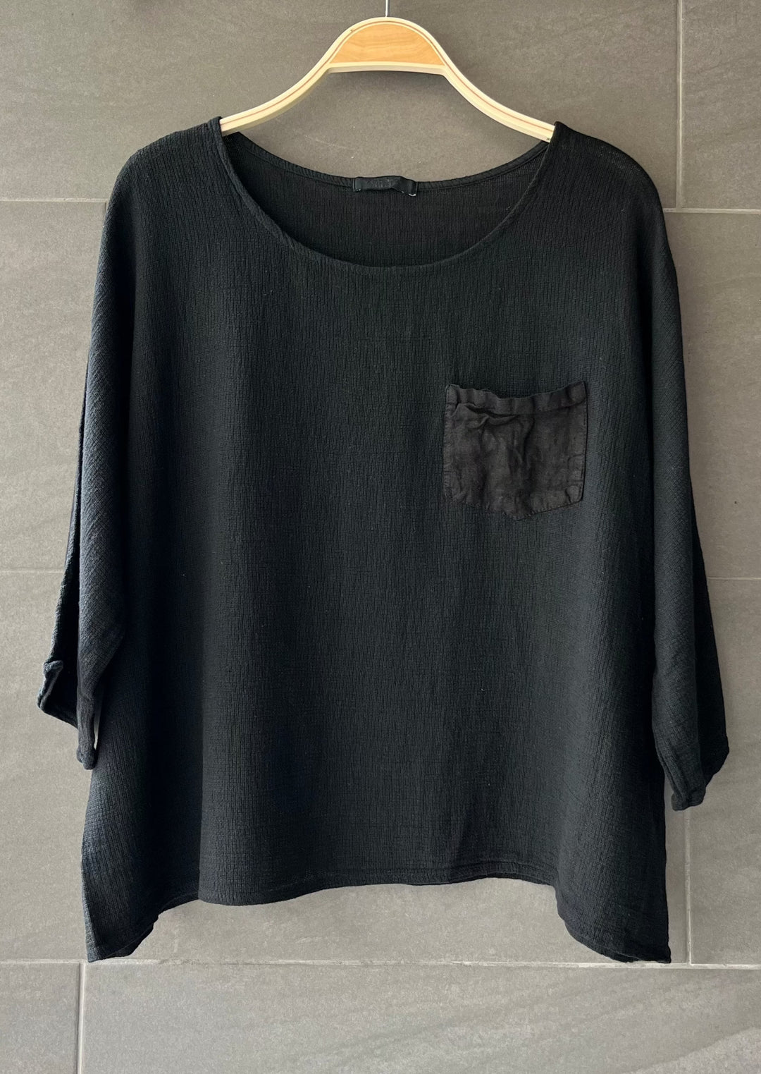 Meo Linen Boxy Pocket Tee (Black)