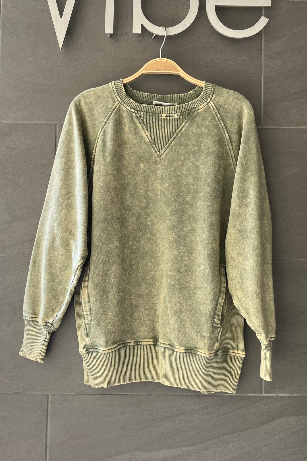 Zen Mineral Wash Sweatshirt (Light Olive)