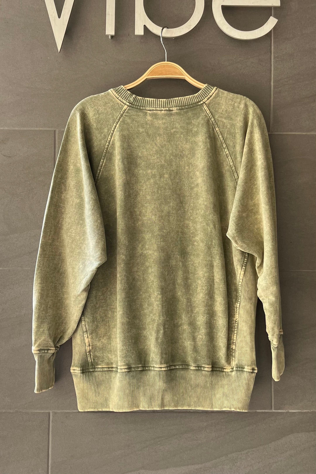 Zen Mineral Wash Sweatshirt (Light Olive)