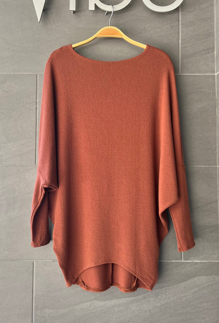 Jolie All Day Slouch Top (Cognac)