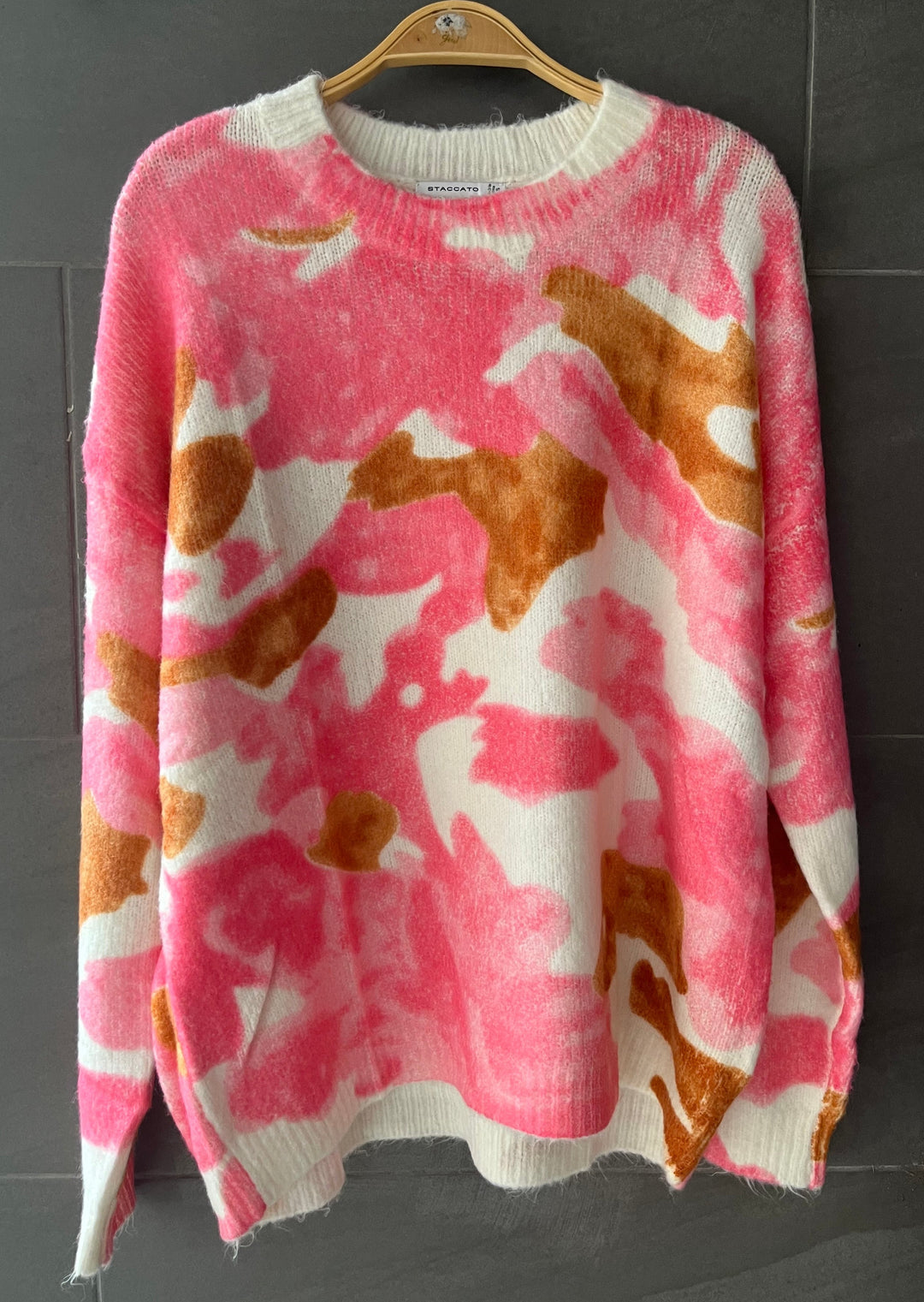 Staccato Floral Pullover Sweater (Pink)