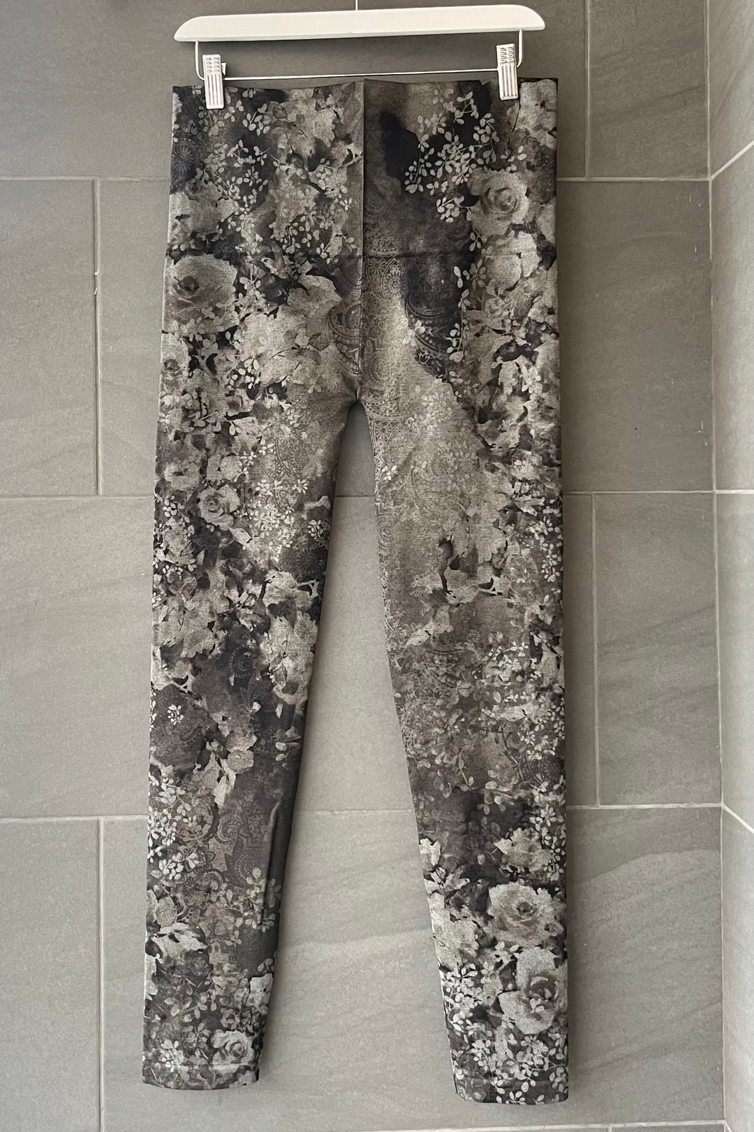 M Rena Foliage High Rise Leggings Vibe Apparel