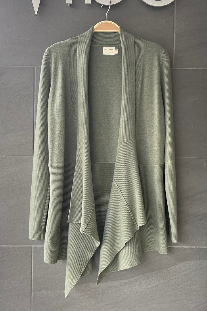 Dreamy Waterfall Cardigan (Green Tea)