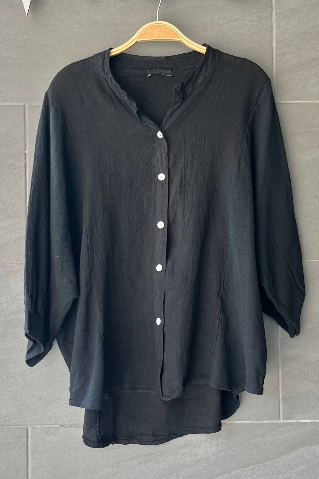 Meo Linen Ravenna Button Down Shirt (Black)