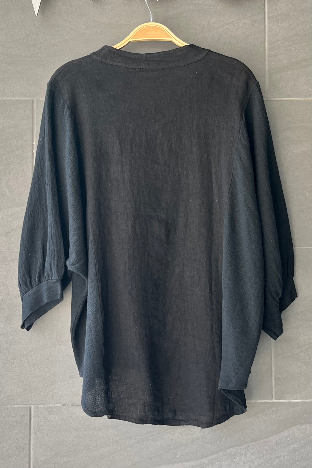 Meo Linen Ravenna Button Down Shirt (Black)