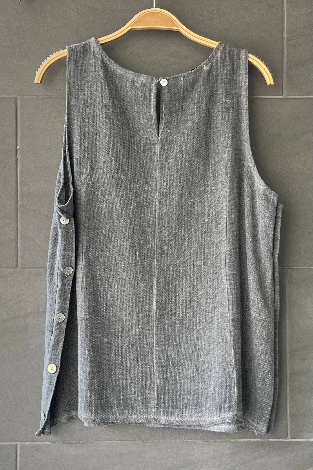 Meo Linen Emilia Button Tank (Charcoal)