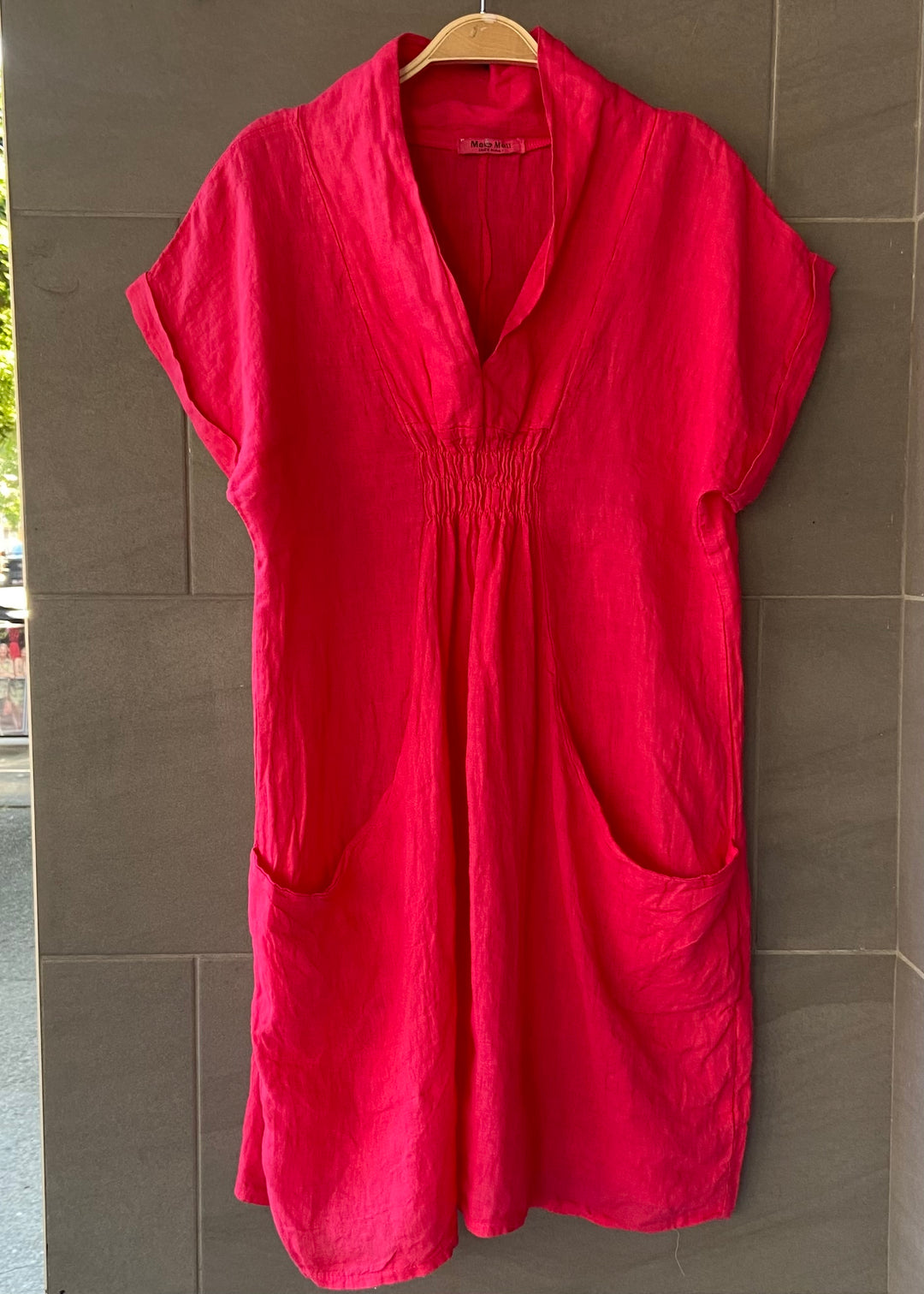 Meo Linen Pocket Dress (Raspberry)