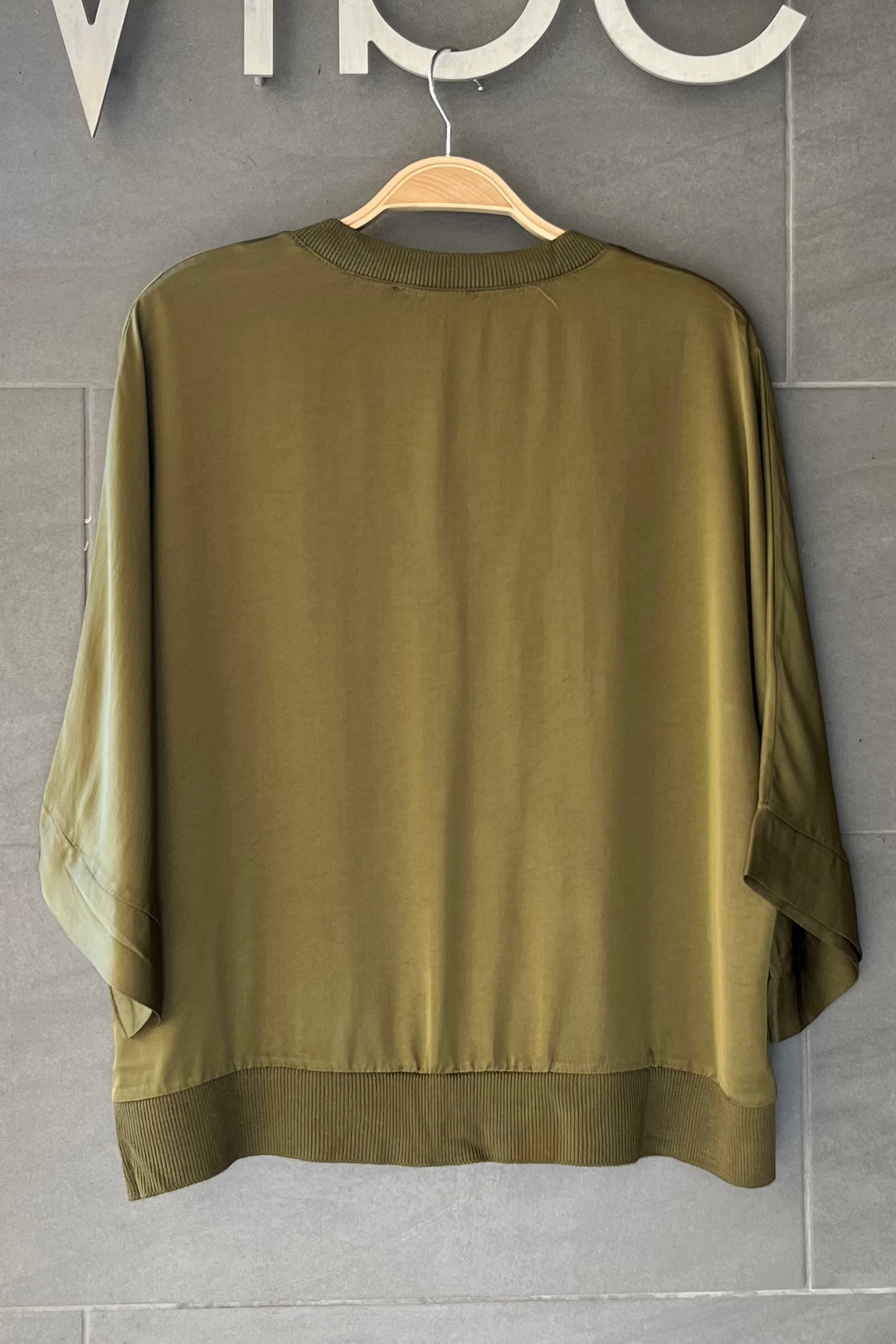 Meo Satin Button Cardi (Army Green)